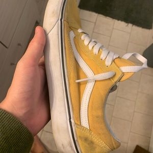 Old skool yellow vans